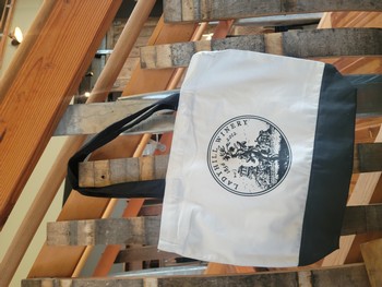 Lady Hill Tote